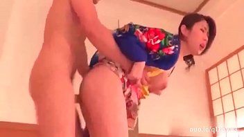 Putar Istri cantik asian babe in hot mencintai kontol hubby hot
