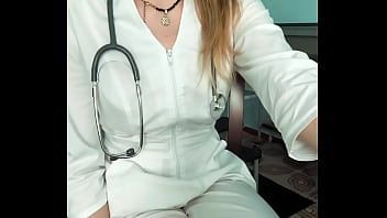 চালান ডাক্তার নার্সদের মনোযোগ চান...