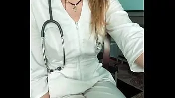 চালান ডাক্তার নার্সদের মনোযোগ চান...