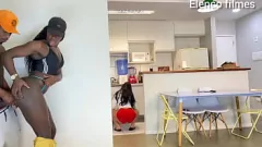 Jouer L'ami de Jeff a frappé Fernanda Chocolatte pendant que Karen Oliver était absente: une rencontre interraciale Creampie