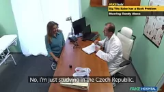 Odtwórz Fałszywy szpital, tom 2: Wielkie cyce i blondynki podczas ostrego seksu z lekarzami i pielęgniarkami