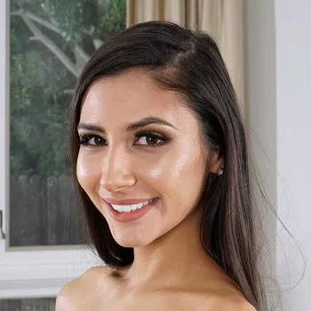 পর্নস্টার Gianna Dior