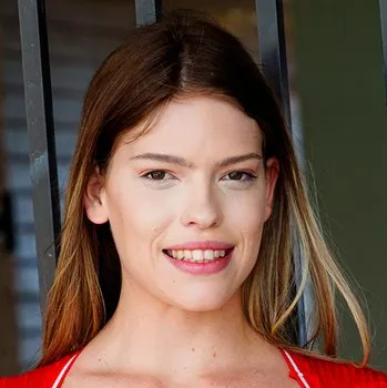 Pornostar Leah Lee