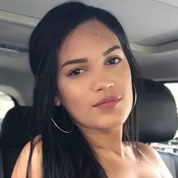 Pornoster Alina Belle